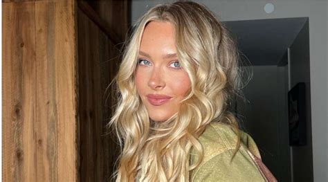 Camille Kostek Bio, Age, Family, Height, Boyfriend, Net Worth,。